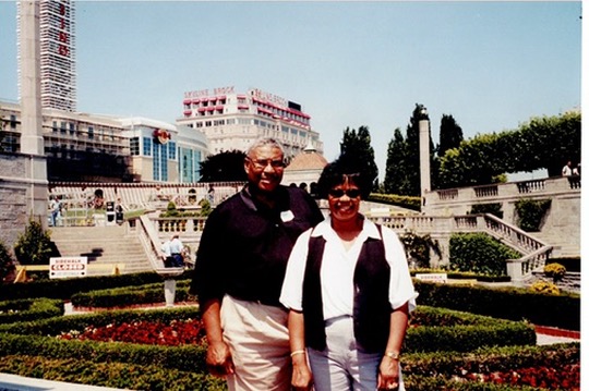 Carl and Jean at Niagara Falls